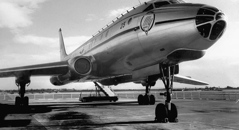 A világ egyetlen aktív sugárhajtású utasszállító repülőgépe 1956 és 1958 között, a Tupoljev Tu-104