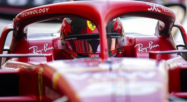 Pályagondok és Ferrari-vezetés péntek délelőtt