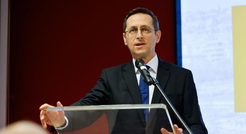 Varga Mihály: A kormány tovább csökkenti az államadósságot, és a következő években is az uniós átlag alatt tartja
