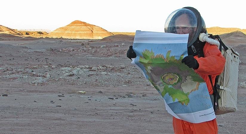 Dr. Hargitai Henrik planetológus-geomorfológus a Planetology.hu szerkesztőbizottságában
