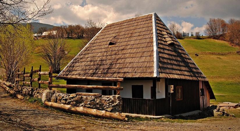 Ökomúzeumba szervezik a romániai Mócvidék hagyományos településeit