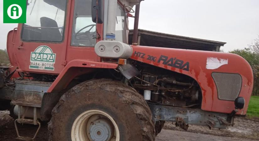A hét hirdetése: egy különleges traktor, a RÁBA HTZ-200 VIDEÓ
