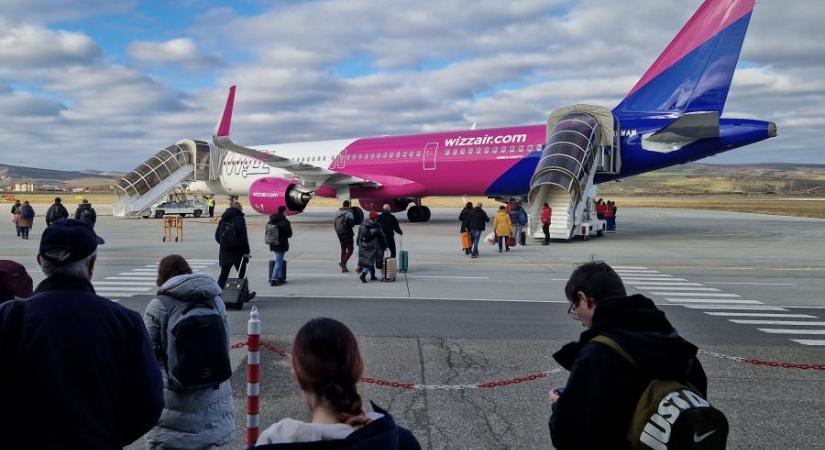 Egyre több a panasz, a Wizz Air elnézést kért az utasok pénzének elnyeléséért