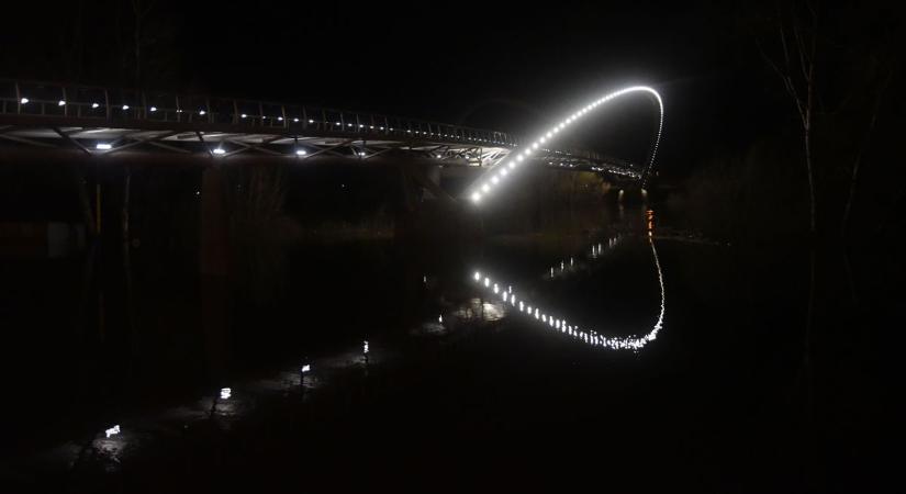 Itt az egyik legkülönlegesebb képsorozat, ami valaha a Tiszavirág hídról készült - galériával és videóval
