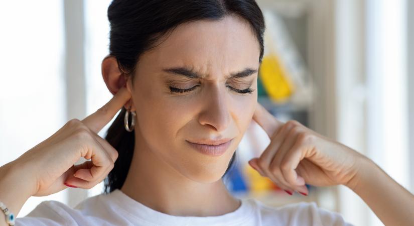 Fülcsengés, fülzúgás: mitől alakul ki, és hogyan lehet kezelni?