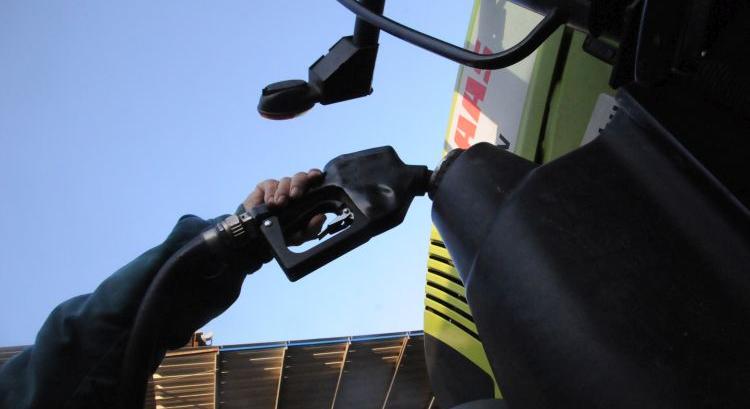 Nem csak esély volt rá – Csökken az üzemanyagok ára