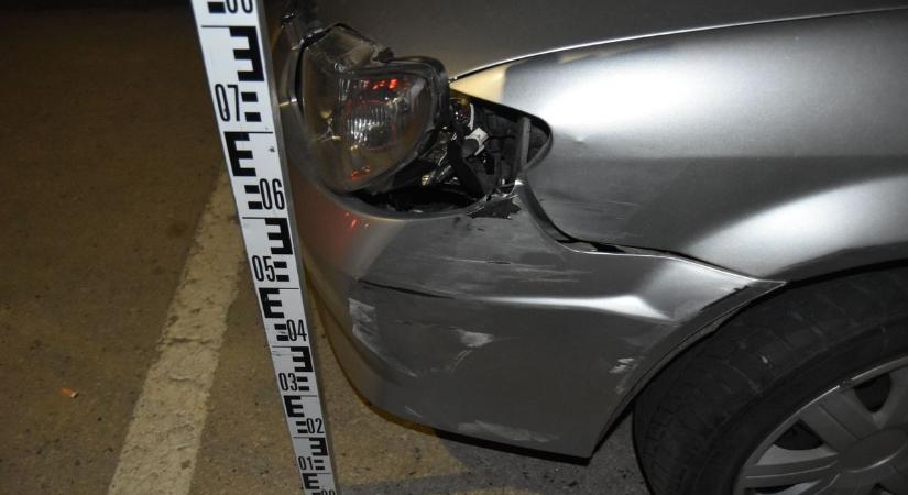 Parkolás közben törte össze egy másik autó lámpáját Kaposváron