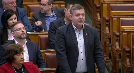 Dr. Tóth Bertalan: Senki sincs, aki elhiszi, hogy Orbán nem tudott a kegyelmi ügyről