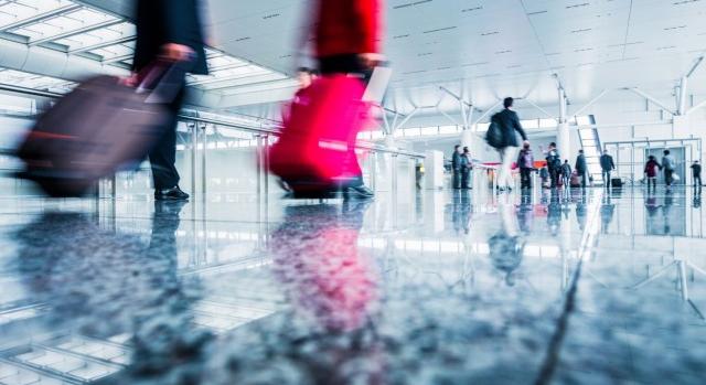 Egyre több nemzetközi reptéren törlik el a folyadékkorlátozást