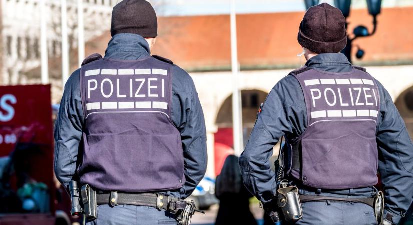 Afgán "erkölcsőr" gyilkolt meg három nőt Bécsben. A gyanúsított menedékkérőként érkezett Ausztriába