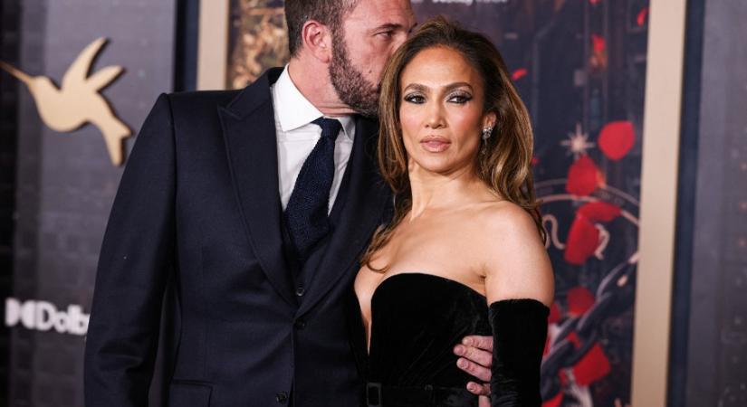 Fotók: Jennifer Lopez és Ben Affleck csókjáról beszél most mindenki