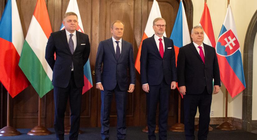 Elkezdődött Prágában a V4-es kormányfők csúcstalálkozója