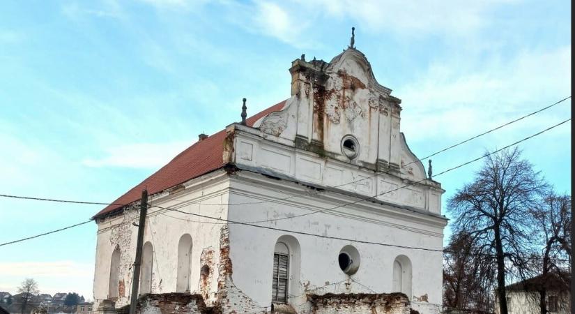 Elképesztő: 4600 forintért kelt el egy 400 éves zsinagóga