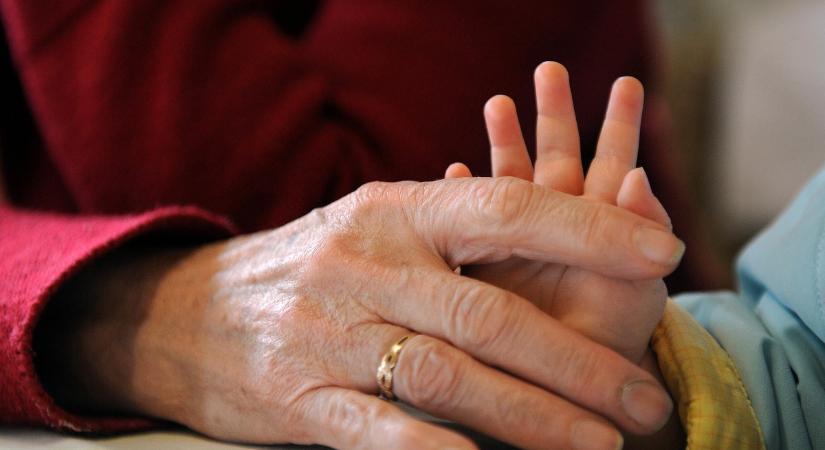 Nagyszülői gyes: alternatíva a nyugdíjjogosultságig?