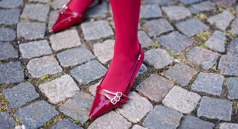 Ezeket a nőies cipőket imádják a francia és olasz divatbloggerek: nagyon sikkesek