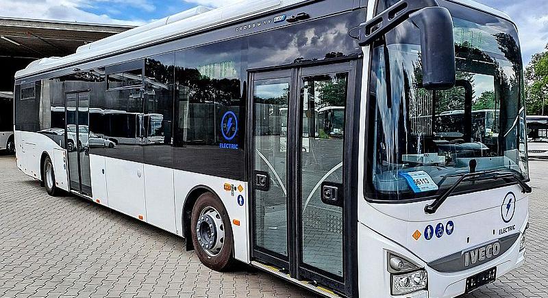 Díjnyertes elektromos buszt tesztel a Volánbusz