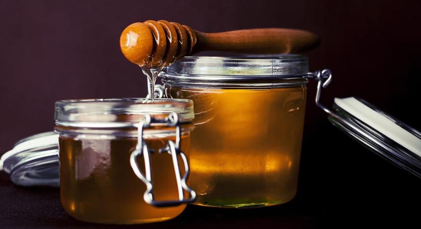 Mézkiszerelők Egyesülete: a méhészek tartsanak ki, az ukrán méz importja nem baj, a kínait kéne betiltani
