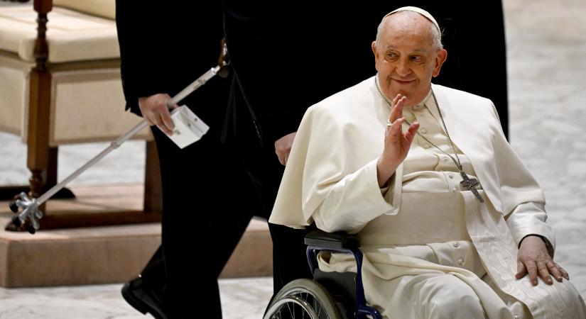 Gyengélkedik Ferenc pápa, kórházba kellett vinni