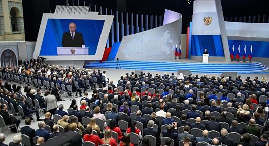 Évértékelőt tartott Putyin és közölte, hogy a NATO orosz területek megtámadására készül
