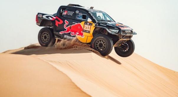 A Toyota újonca vezet, Al-Attiyah bajba került Abu Dhabiban