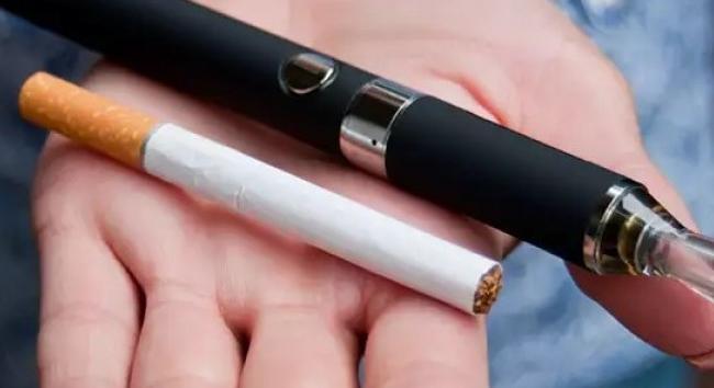 Romániában betiltották az elektromos cigaretták forgalmazását kiskorúaknak