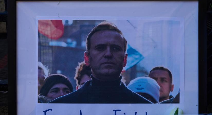 Alekszej Navalnij holttestét nem merik a templomba szállítani: megfenyegették a temetés szervezőit