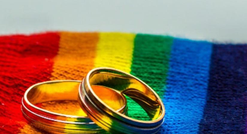 A cseh parlament elutasította az azonos neműek házasságának legalizálását