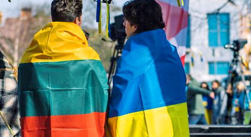 Litvánia további 326 ezer eurót különített el az Ukrajnából érkező menekültek támogatására