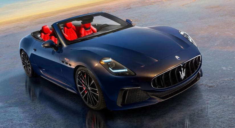 Az érintőképernyő simogatásával lesz szabad a gazda a Maserati GranCabrio-ban