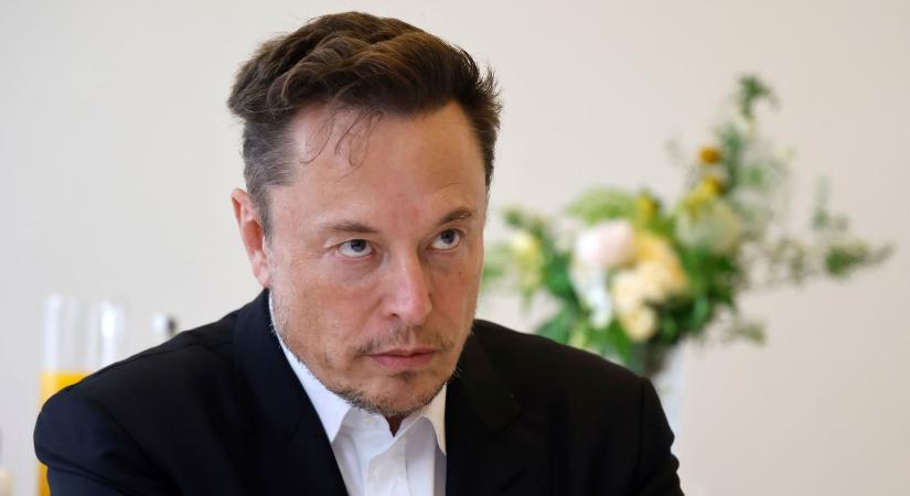 Elon Musk beperelte az OpenAI vállalatot, amiért feladták eredeti küldetésüket