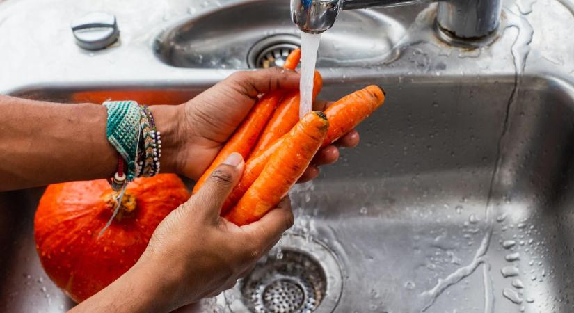 3 súlyos hiba, amit mindenki elkövet a zöldségek megmosásakor