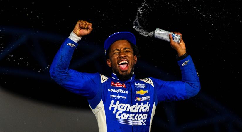 Ismét vadonatúj győztest avatott a NASCAR!