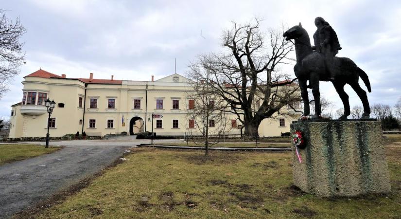 Debrecen kinőtte a sárospataki várat