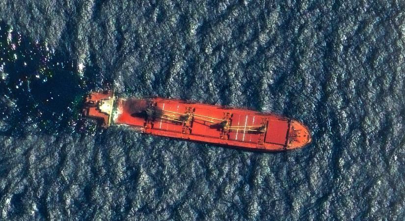 Elsüllyedt egy brit kereskedő hajó a Vörös-tengeren, hútik támadhatták meg