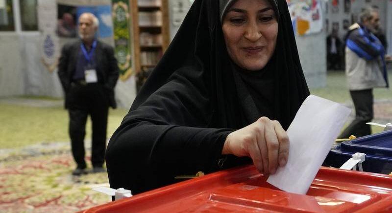 Rekordalacsony részvétellel zajlottak a választások a Közel-Kelet vezető hatalmában