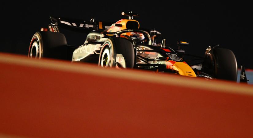 Csak a szokásos: unalomba fulladt Verstappen-győzelemmel indul az F1-szezon