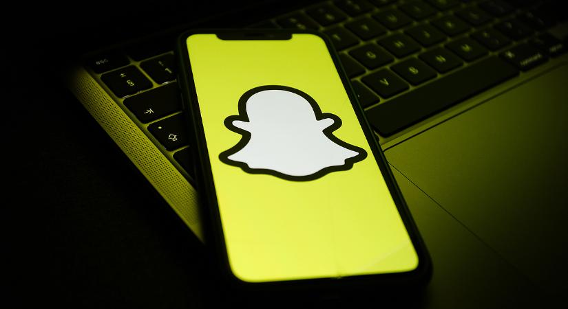A Snapchaten zaklatják a gyerekeket online a legtöbbször a briteknél