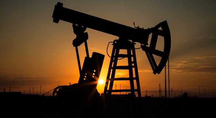 Az OPEC tagok a második negyedévre is kiterjesztik az olajkibocsátás csökkentését