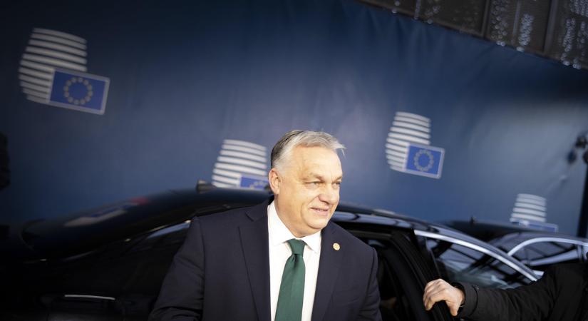 Gyakorlatilag tehetetlenek Orbán Viktorral szemben – ismerte el Wesley Clark egykori NATO-főparancsnok