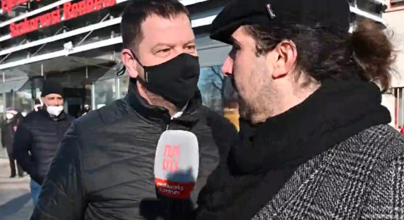 Egyre több támadás éri az újságírókat az ellenzéki politikusok miatt (videó)
