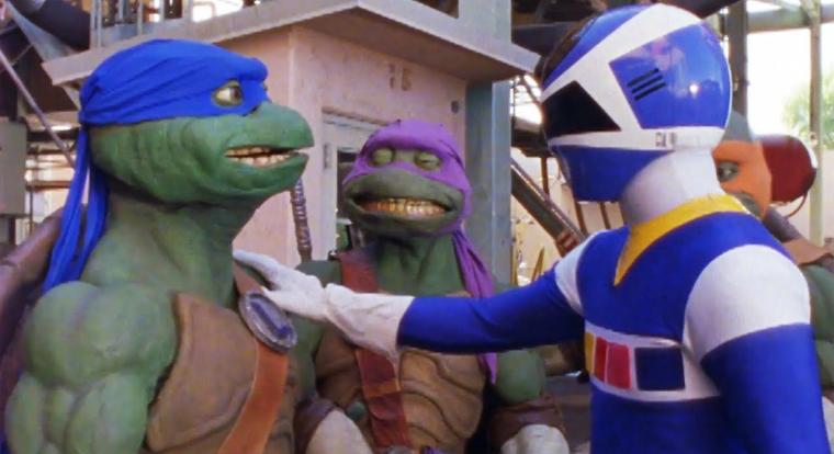 Az megvan, hogy 1998-ban összeállt a Power Rangers a Tini Nindzsa Teknőcökkel?