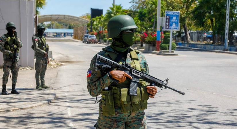 Fegyveresek próbálták átvenni a hatalmat a haiti nemzetközi repülőtér fölött
