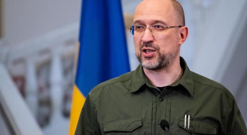 Az ukrán kormány bejelentette a minisztériumok és a hivatalnokok számának csökkentését