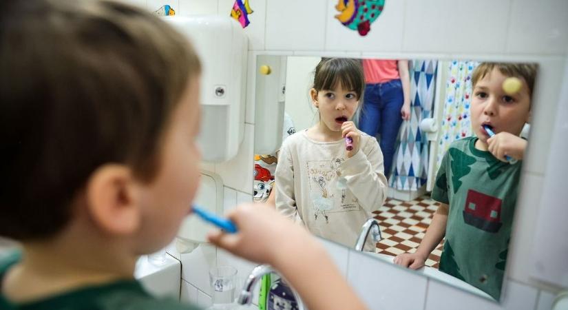 Gyerekkori fogápolás: sok későbbi problémától megóv