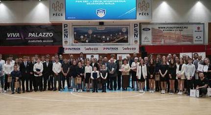 A 65 éves Pécsi Sportiskola egy díjátadóval ünnepelt a megújult Lauber Dezső Sportcsarnokban
