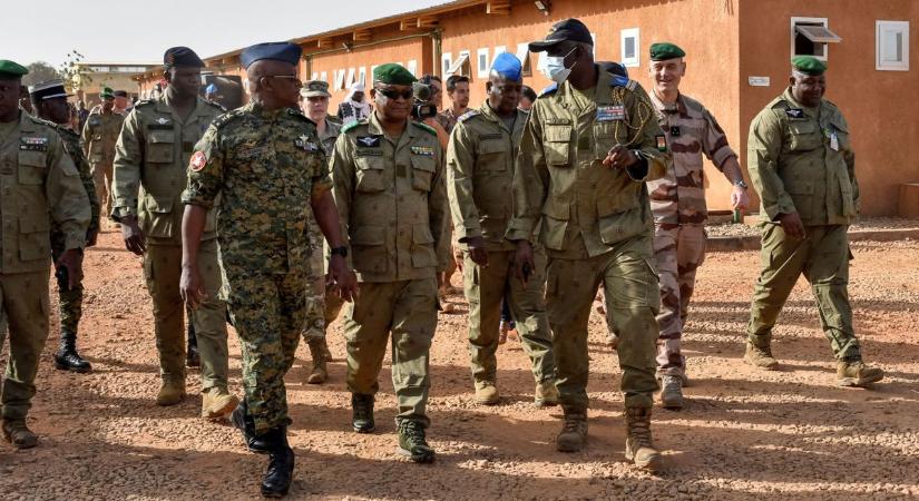A renegát afrikai országok közös hadsereget hoznak létre