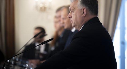Vsquare: kiabált Orbánnal a cseh és a lengyel kormányfő