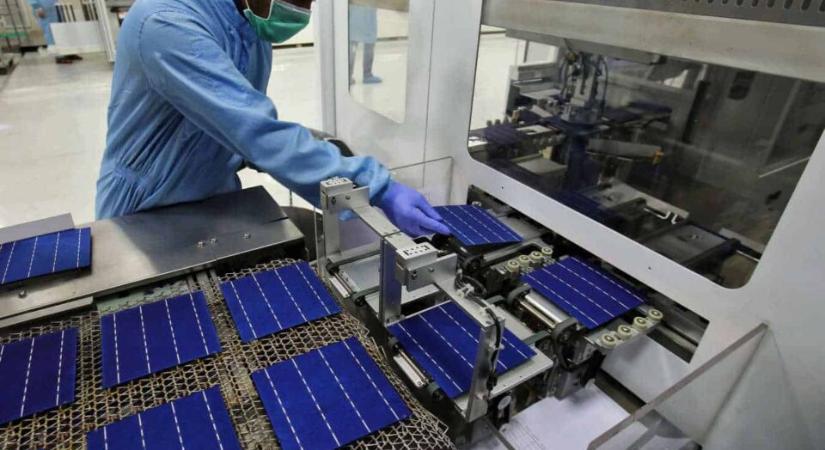 Brüsszel támogatni szeretné az EU saját napelem iparát