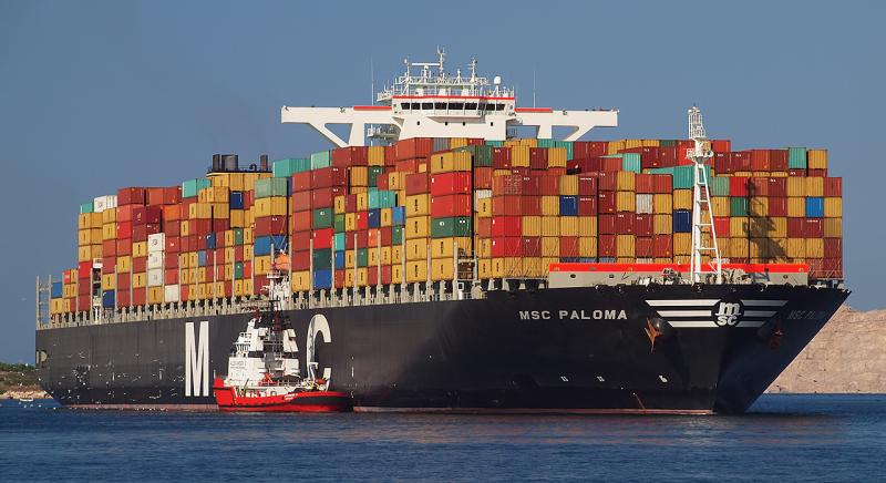 Az Európába tartó tengeri teherforgalom fele már elkerüli a Szuezi-csatornát