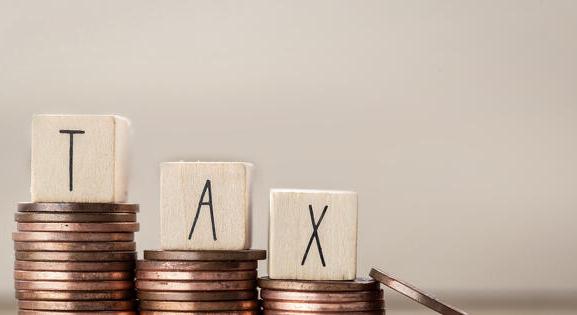 Az adócsökkentés kormánya rekordszámú adót zúdított ránk 2024-ben